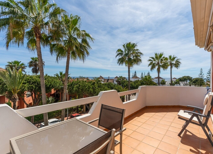 Apartamento Planta Media en Marbella - 1