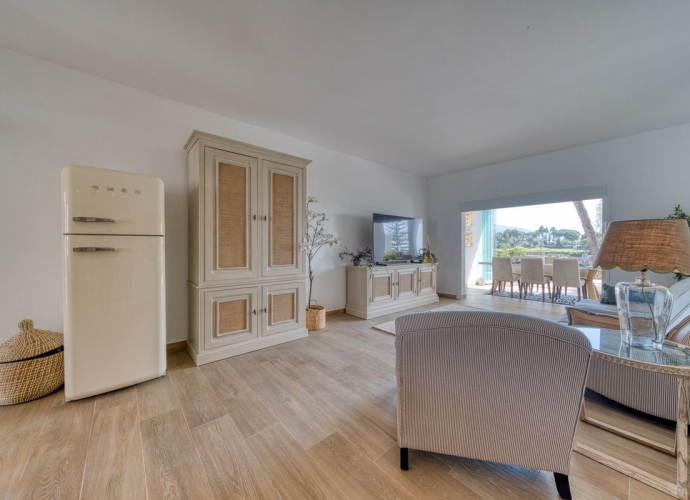 Apartamento Planta Baja en Aloha - 10
