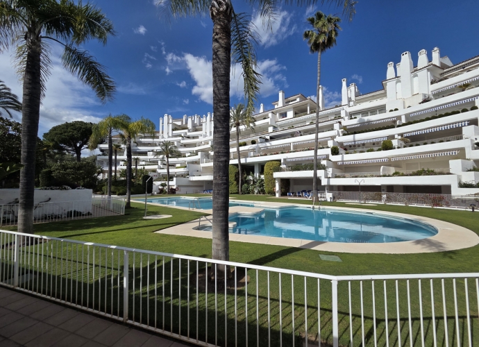 Apartamento Planta Baja en Marbella - 1