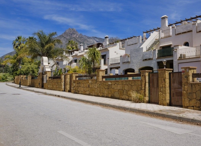 Townhouse Terraced in Nagüeles - 1