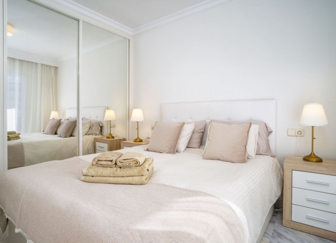 Apartamento Planta Media en Puerto Banús - 1