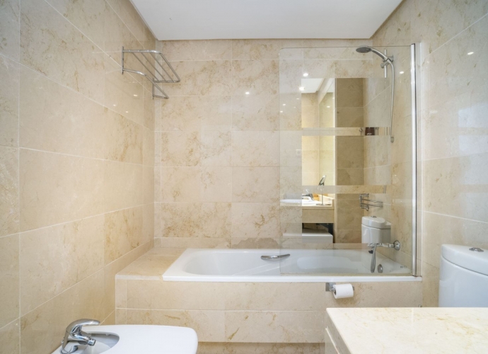 Apartamento Planta Media en Puerto Banús - 6