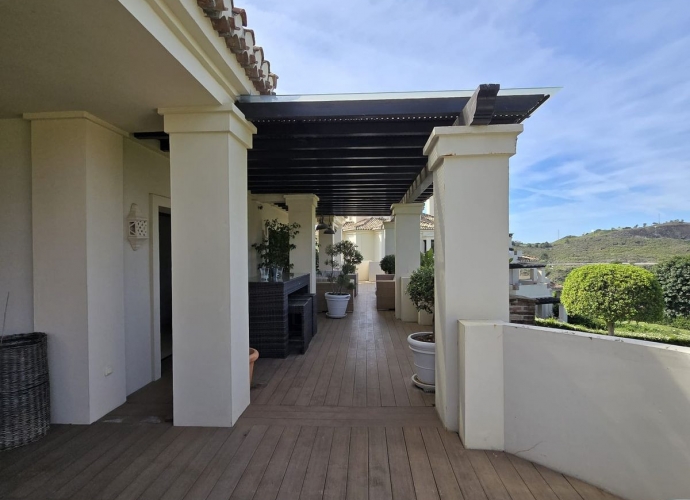 Appartement milieu d’Etage situé à Benahavís - 4