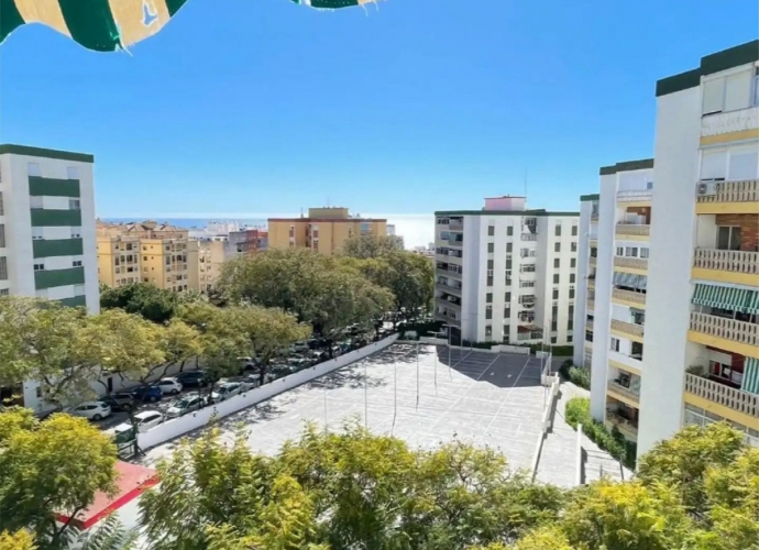 Apartamento Planta Media en Marbella - 1
