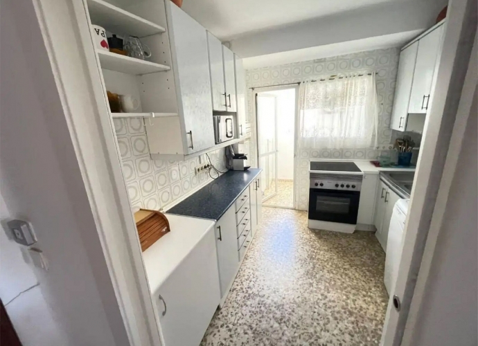 Apartamento Planta Media en Marbella - 9