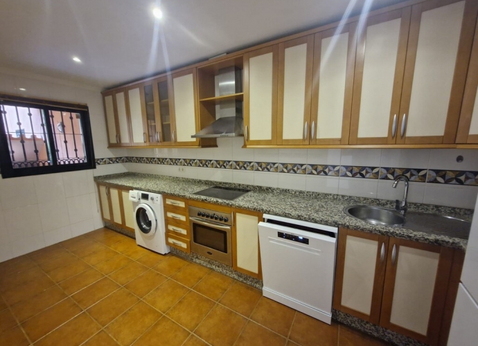 Appartement milieu d’Etage situé à Elviria - 5