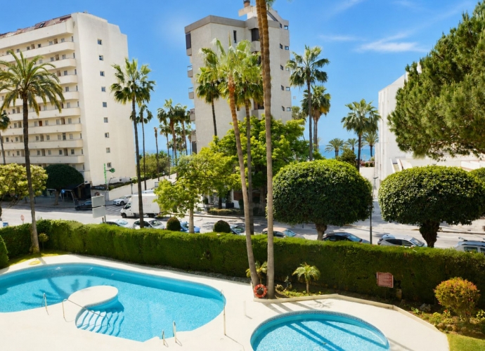 Apartamento Planta Media en Marbella - 3