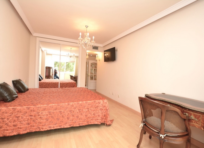 Apartamento Planta Media en Marbella - 6