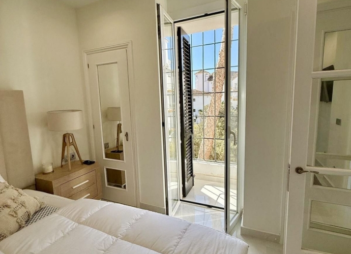 Appartement milieu d’Etage situé à Elviria - 9