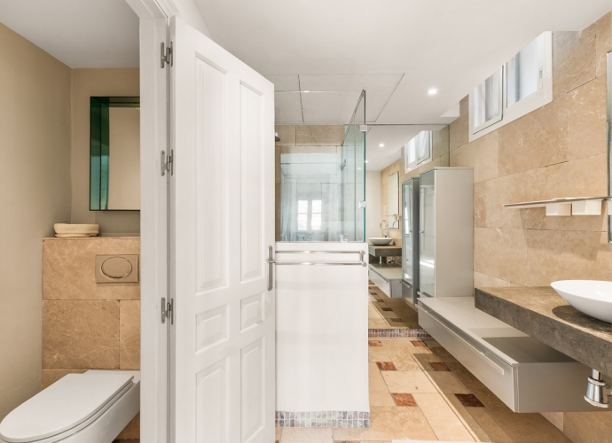 Appartement milieu d’Etage situé à Puerto Banús - 10