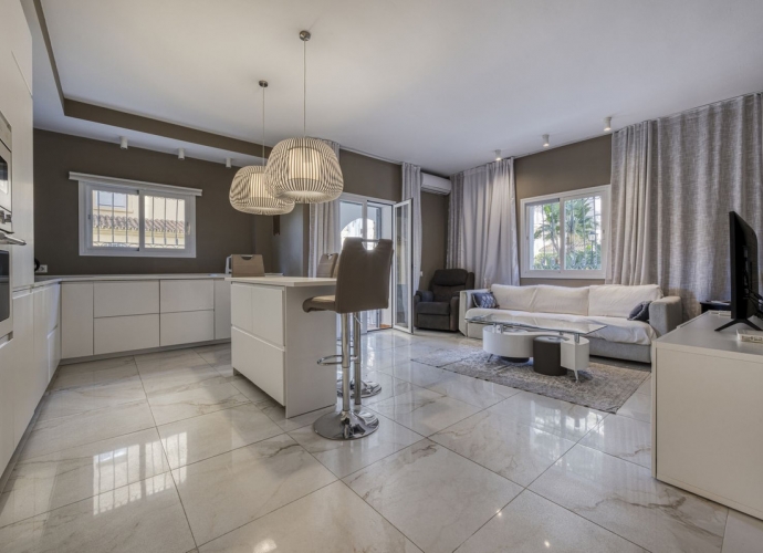 Apartamento Planta Baja en Puerto Banús - 10