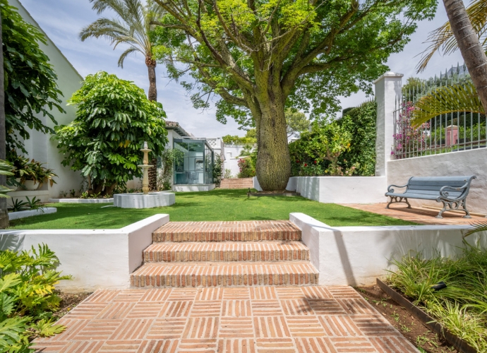 Villa Independiente en Sierra Blanca - 8