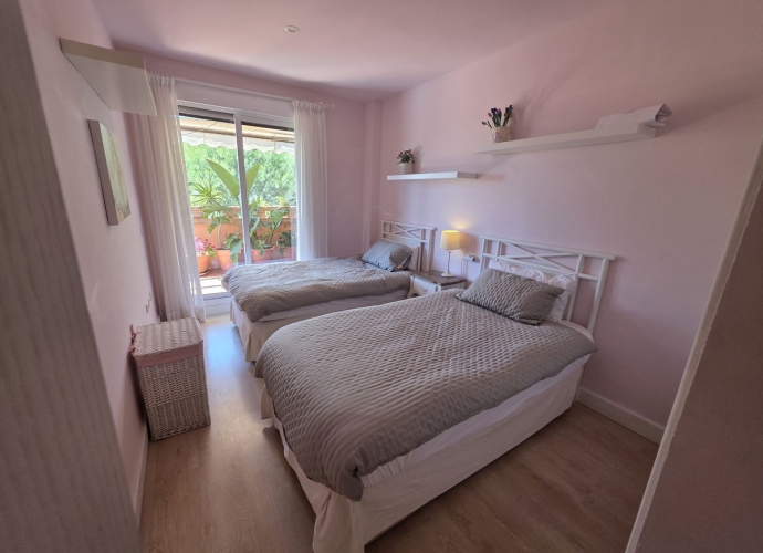 Appartement milieu d’Etage situé à The Golden Mile - 10