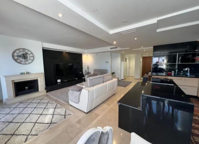 Apartamento Planta Media en Nueva Andalucía - 2