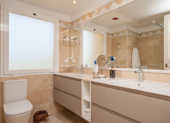 Appartement milieu d’Etage situé à Elviria - 8