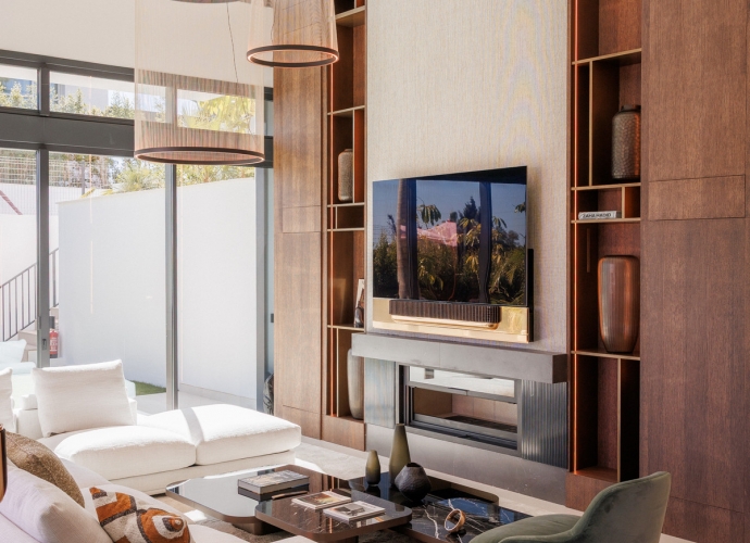 Villa Detached in The Golden Mile - 2