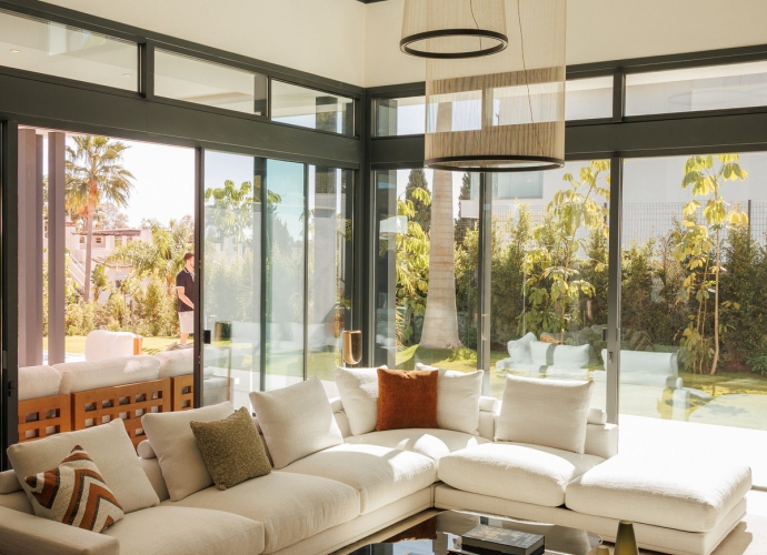 Villa Detached in The Golden Mile - 9