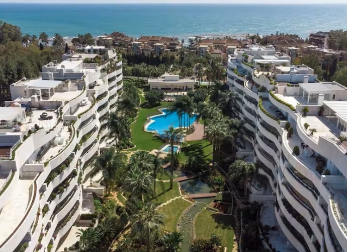 Apartment Ground Floor in Puerto Banús - 1