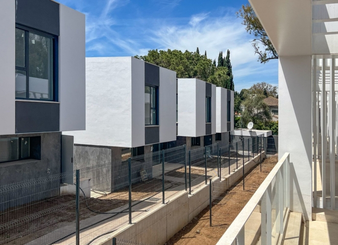 Maison Mitoyenne situé à Elviria - 9