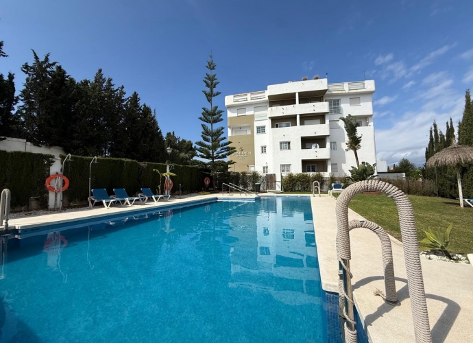 Apartamento Planta Media en Nueva Andalucía - 1
