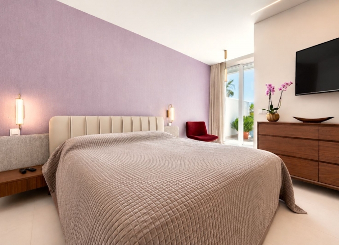 Apartamento Planta Media en New Golden Mile - 9