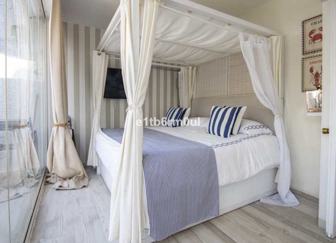 Apartamento Planta Media en The Golden Mile - 7