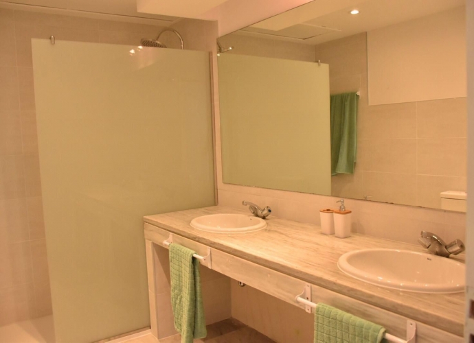 Appartement rez de chaussée situé à Elviria - 9
