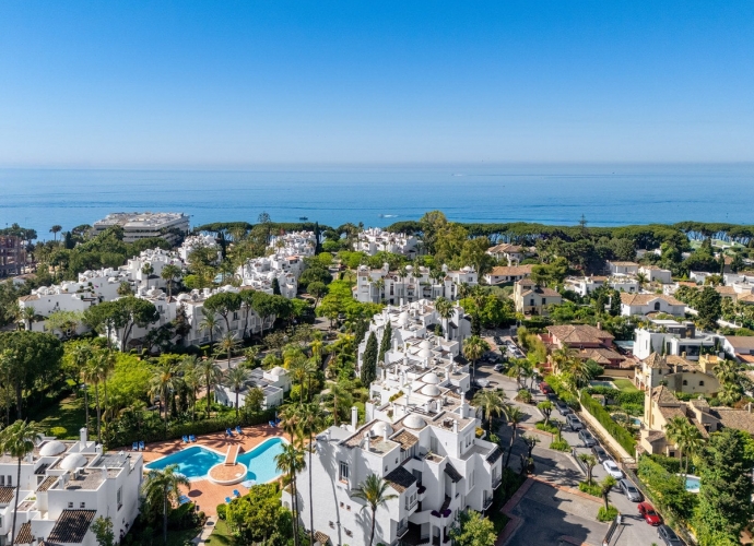 Apartamento Planta Baja en Marbella - 1