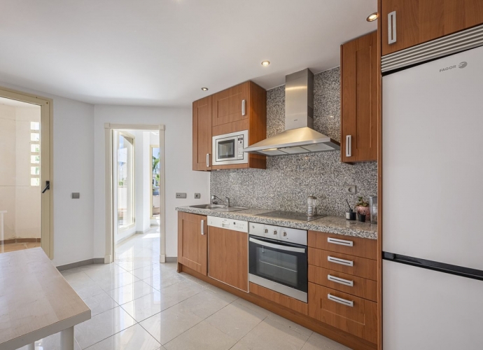 Apartamento Planta Media en Aloha - 6