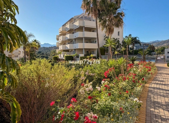 Apartment Middle Floor in Elviria - 1