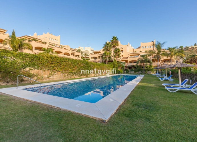 Apartment Penthouse in Elviria - 1