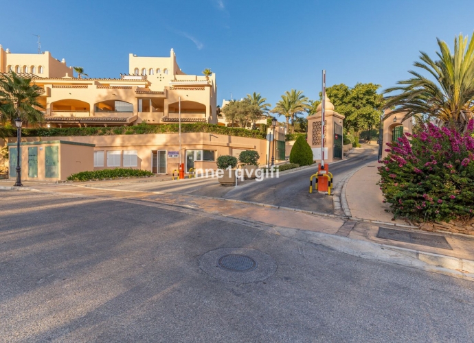 Apartment Penthouse in Elviria - 3