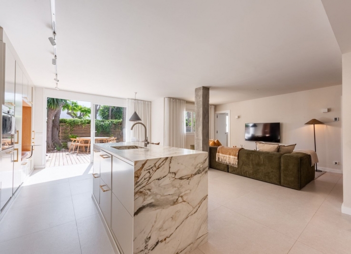Apartamento Planta Baja en Nueva Andalucía - 1
