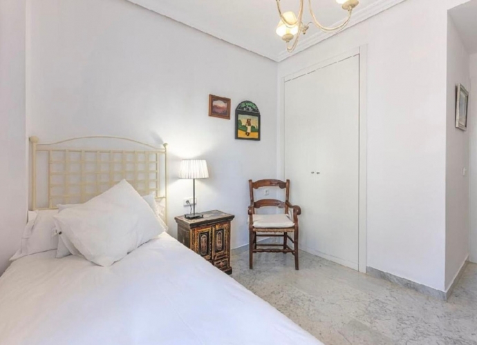 Apartment Middle Floor in Bahía de Marbella - 9