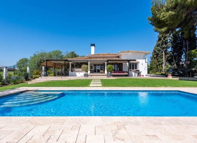Villa Independiente en San Pedro de Alcántara - 1