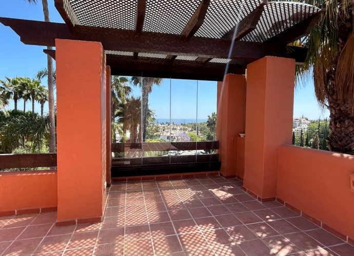 Townhouse Semi Detached in The Golden Mile - 4
