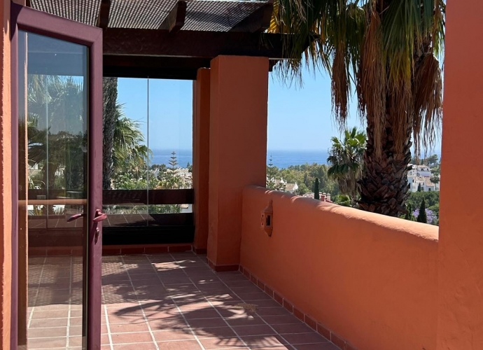 Townhouse Semi Detached in The Golden Mile - 8