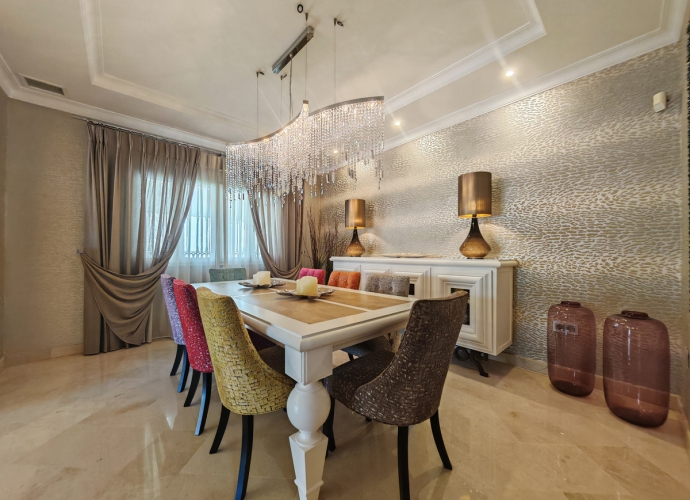 Villa Detached in Elviria - 6