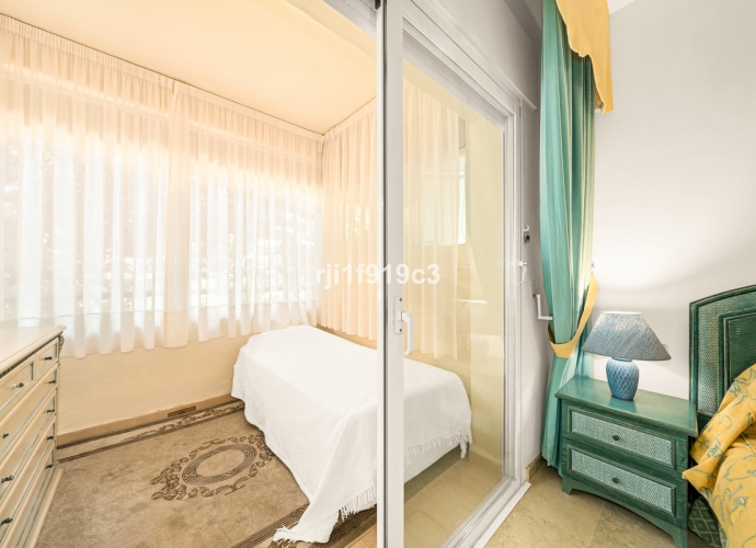 Appartement rez de chaussée situé à Elviria - 7