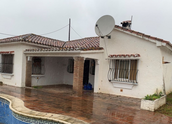 Villa Independiente en San Pedro de Alcántara - 1