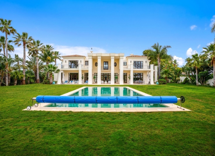 Villa Independiente en Guadalmina Baja - 1