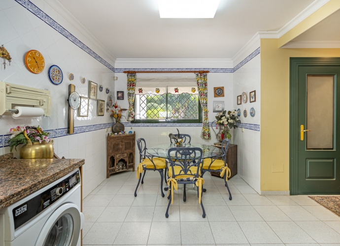 Villa Detached in Nagüeles - 10