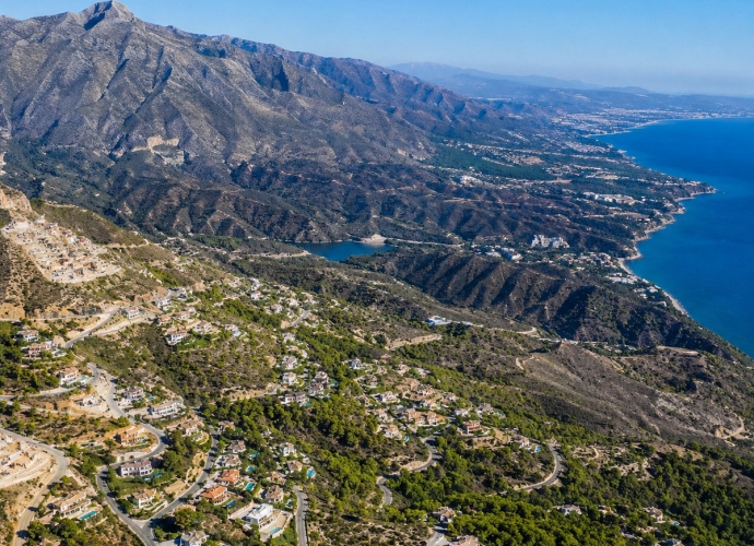 Parcela Residencial en Sierra Blanca - 1