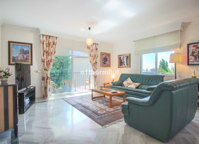 Apartamento Planta Media en The Golden Mile - 2