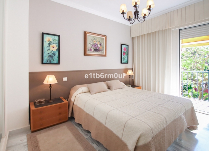Apartamento Planta Media en The Golden Mile - 5