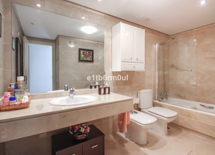 Apartamento Planta Media en The Golden Mile - 6