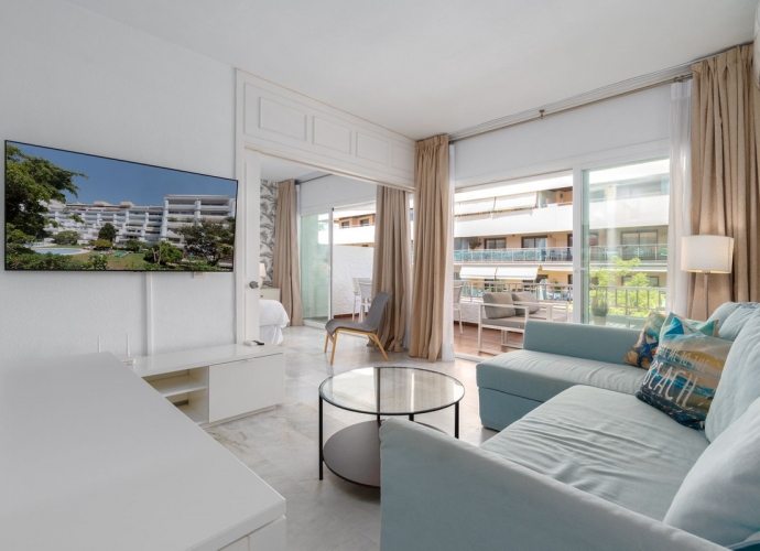 Apartamento Planta Media en The Golden Mile - 1