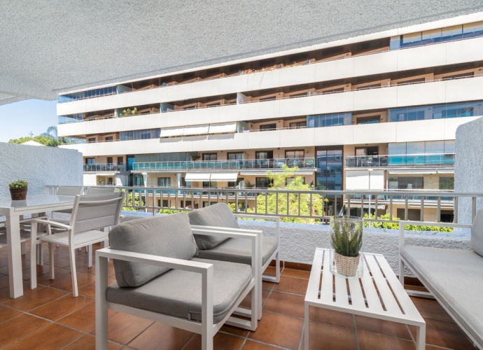 Apartamento Planta Media en The Golden Mile - 3