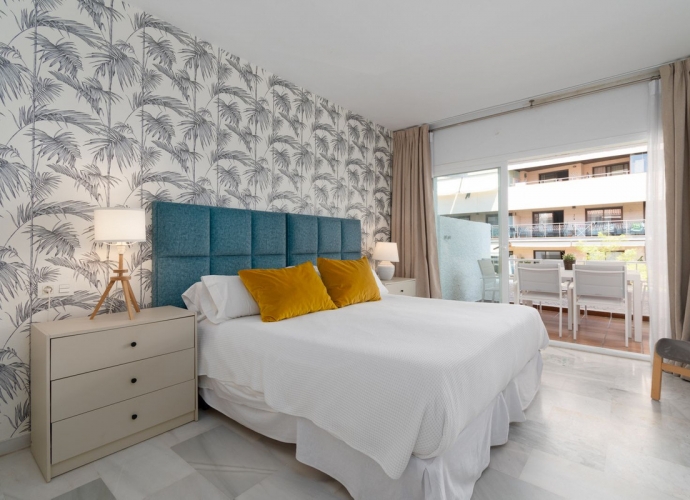 Apartamento Planta Media en The Golden Mile - 8