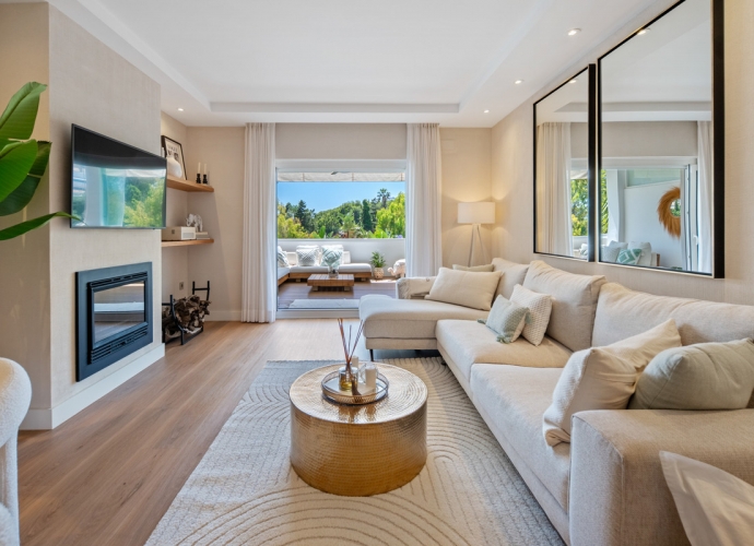 Apartamento Planta Media en The Golden Mile - 1